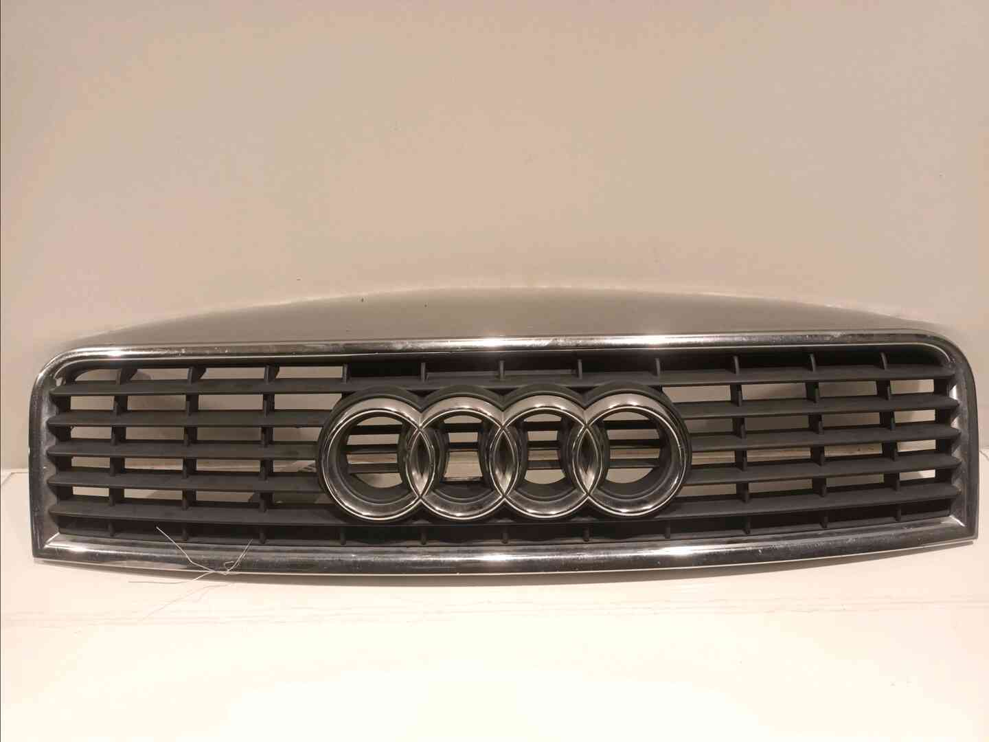 Calandre — AUDI — A4 — PHASE 1 — OE 8E0853651F3FZ — occasion garantie 2 ans