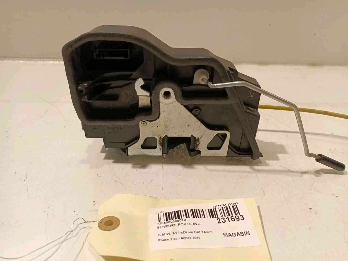 Serrure porte avant droit — BMW — X1 — PHASE 1 — OE 51217229458 — occasion garantie 2 ans
