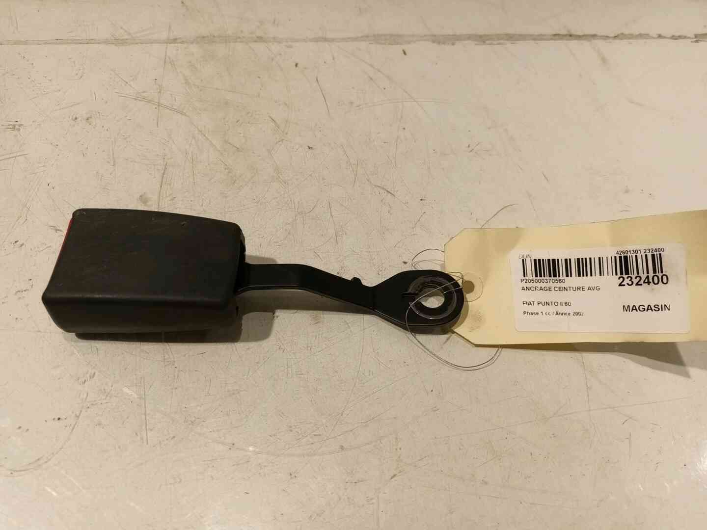 Ancrage ceinture avant gauche — FIAT — PUNTO II — PHASE 1 — OE 735271649 — occasion garantie 2 ans