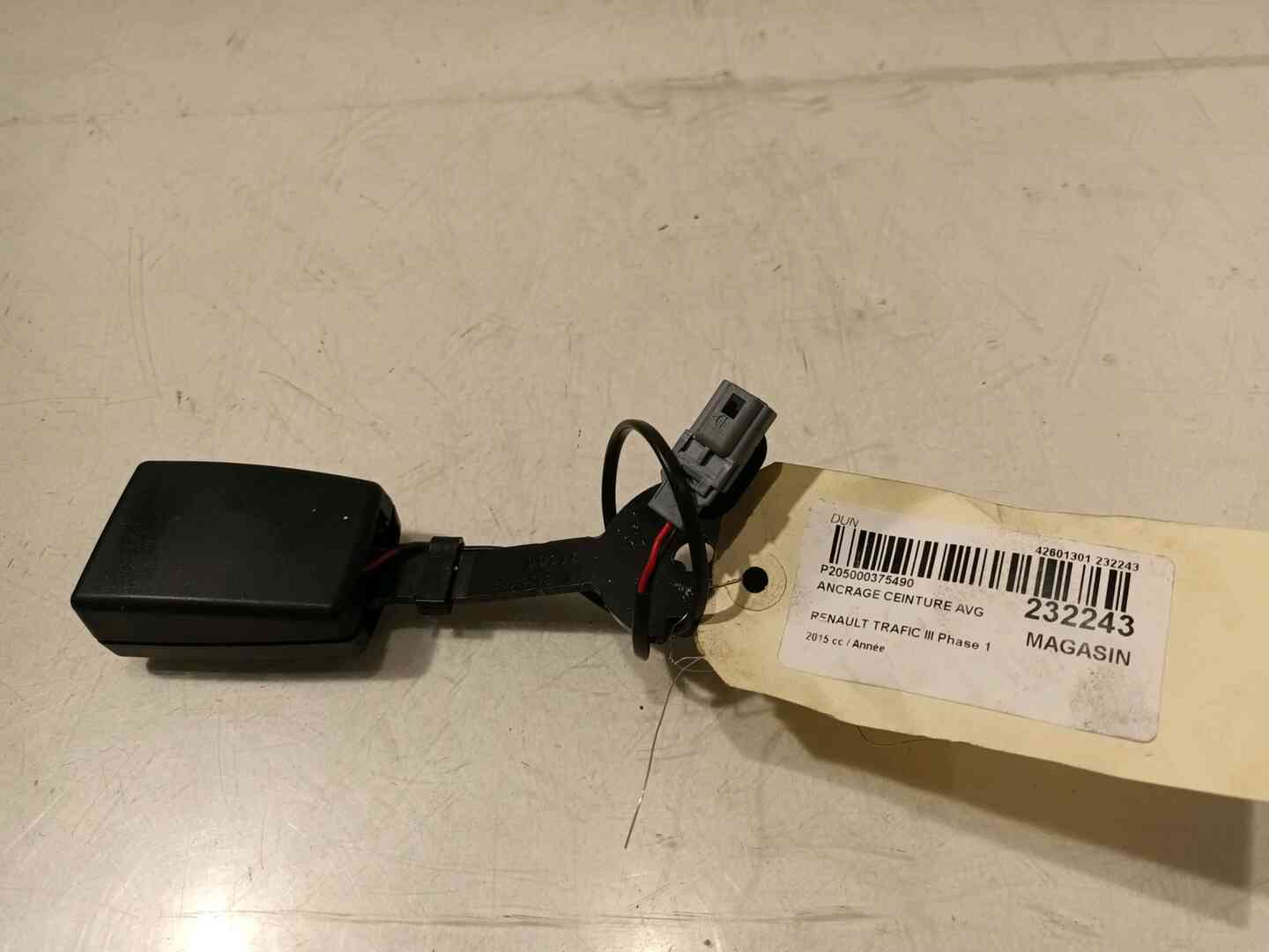 Ancrage ceinture avant gauche — RENAULT — TRAFIC — PHASE 1 — OE 878161439R — occasion garantie 2 ans