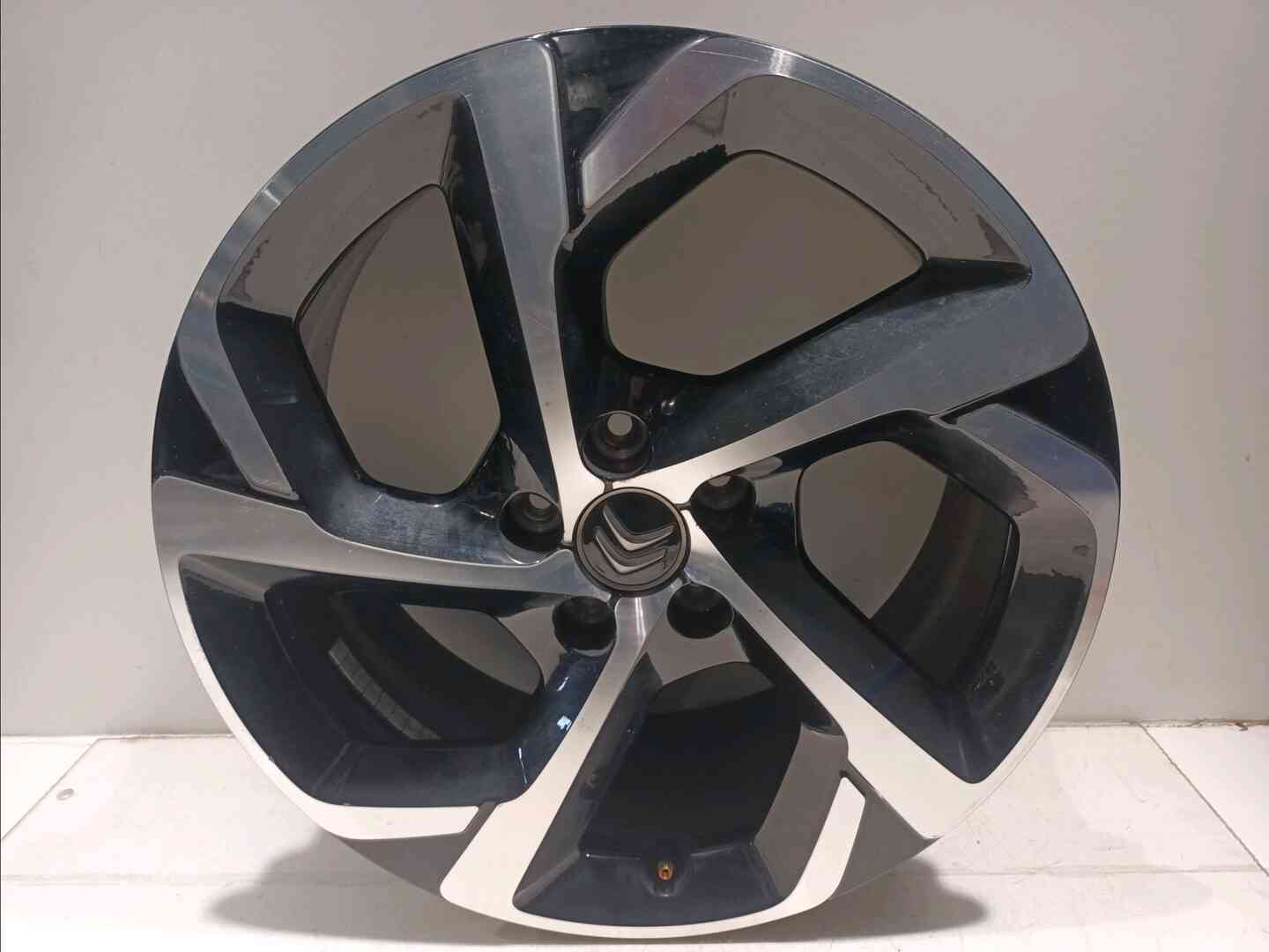 Jante aluminium — CITROEN — C5 AIRCR. — PHASE 1 — OE 98281106XY — occasion garantie 2 ans