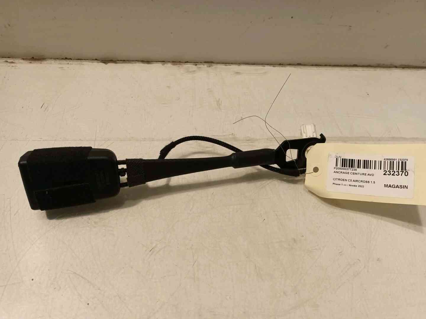 Ancrage ceinture avant droit — CITROEN — C5 AIRCR. — PHASE 1 — OE 9809467180 — occasion garantie 2 ans