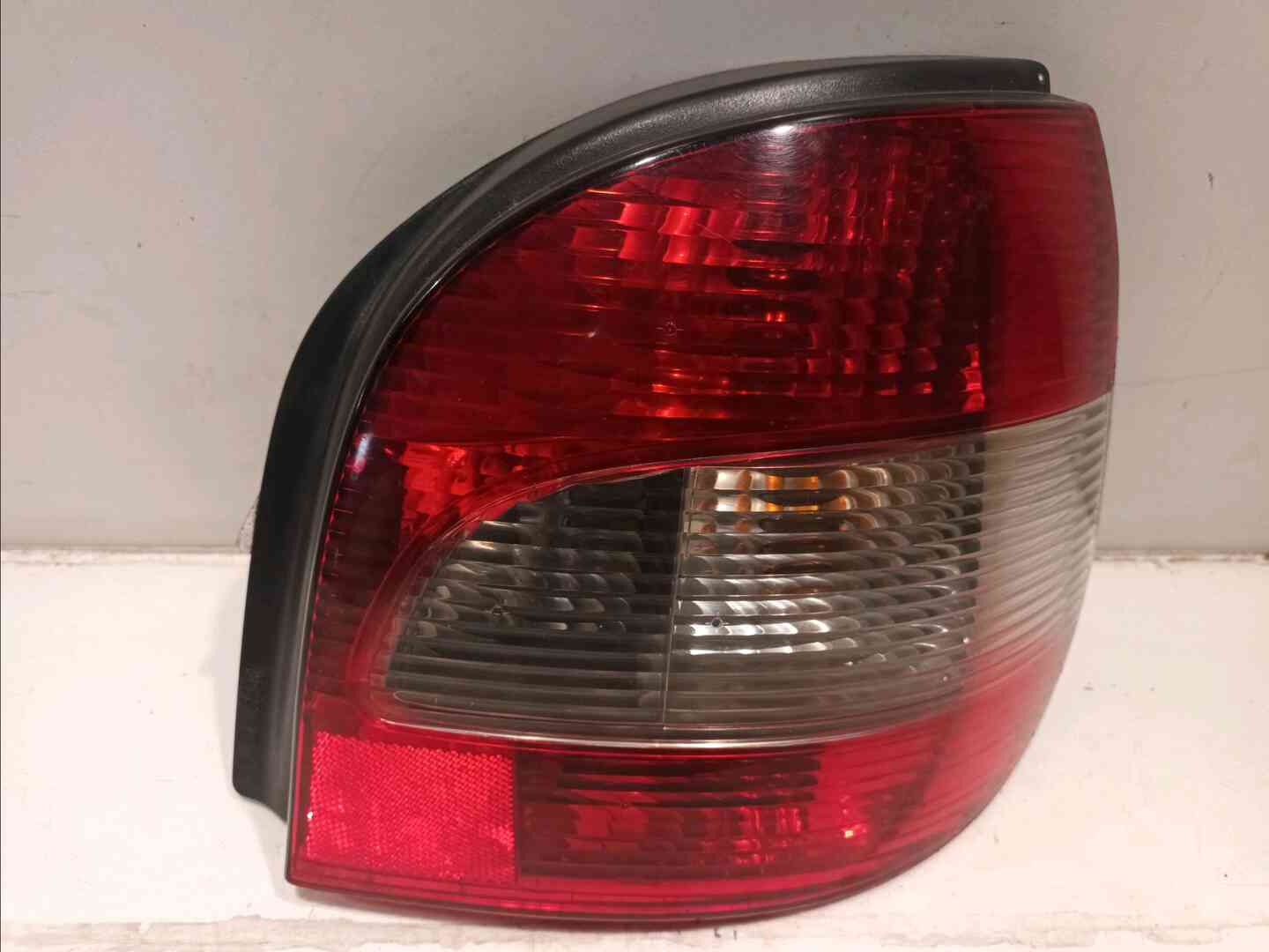 Feu arriere droit — RENAULT — SCENIC I — PHASE 2 — OE 7700428055 — occasion garantie 2 ans