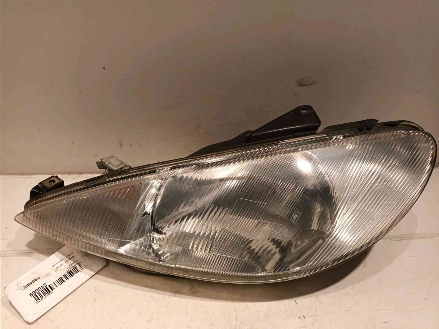 Phare gauche — PEUGEOT — 206 — PHASE 1 — OE 6204S7 — occasion garantie 2 ans