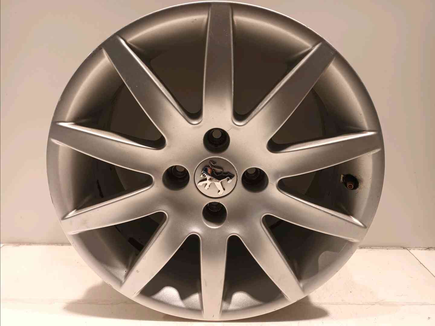 Jante aluminium — PEUGEOT — 308 — PHASE 1 — OE 1611377580 — occasion garantie 2 ans