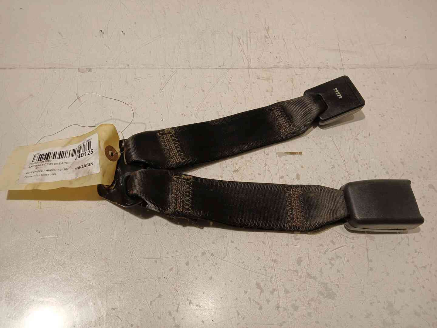 Ancrage ceinture arriere gauche — CHEVROLET — AVEO — PHASE 1 — OE 96870614 — occasion garantie 2 ans