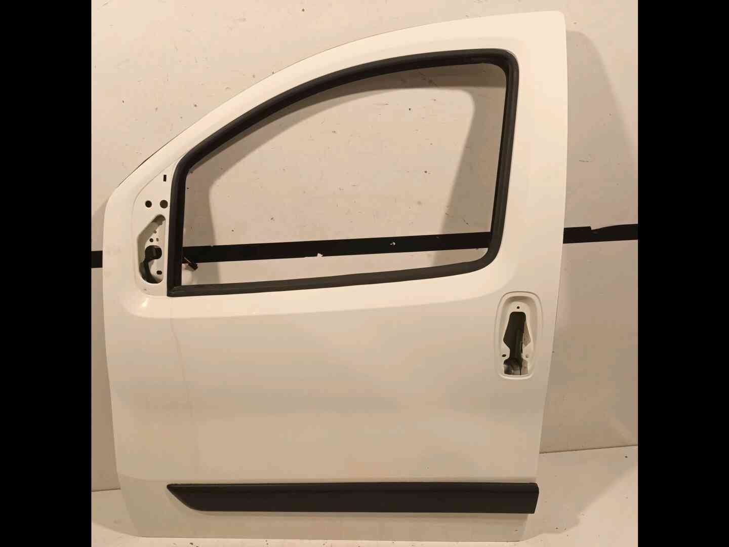 Porte avant gauche complete — PEUGEOT — BIPPER — PHASE 1 — OE 1637832480 — occasion garantie 2 ans