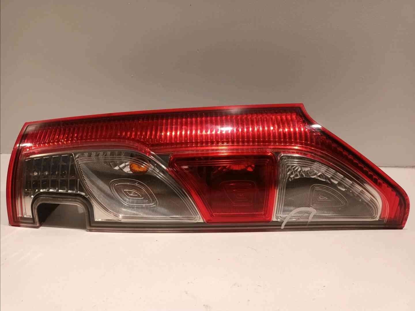 Feu arriere droit — RENAULT — KANGOO — PHASE 2 — OE 265506747R — occasion garantie 2 ans