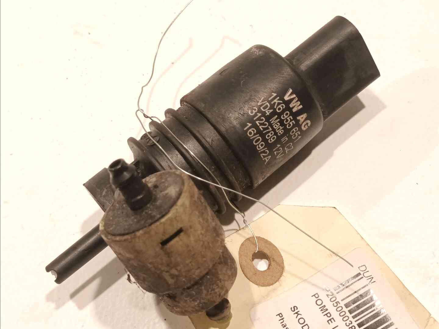 Pompe lave-glace avant — SKODA — ROOMSTER — PHASE 1 — OE 1K5955651 — occasion garantie 2 ans