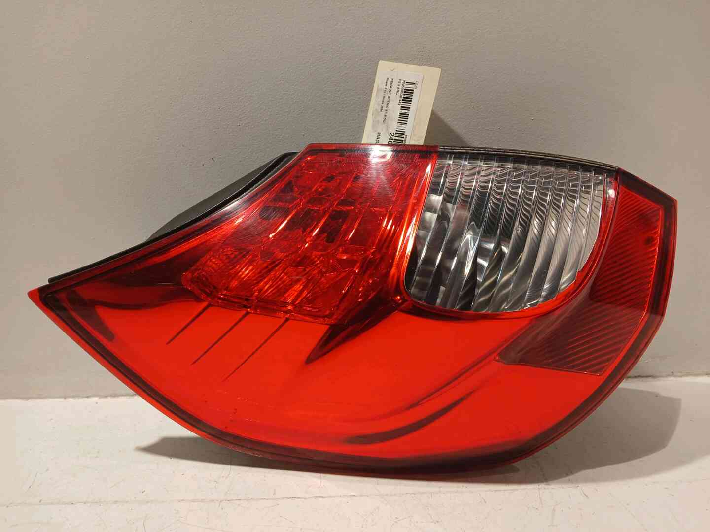 Feu arriere gauche — RENAULT — SCENIC II — PHASE 2 — OE 8200474328 — occasion garantie 2 ans