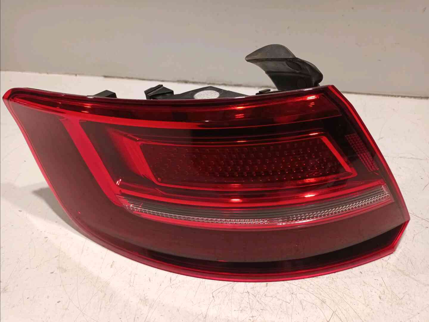 Feu arriere gauche — AUDI — A3 III — PHASE 2 SPORTBACK — OE 8V4945069 — occasion garantie 2 ans