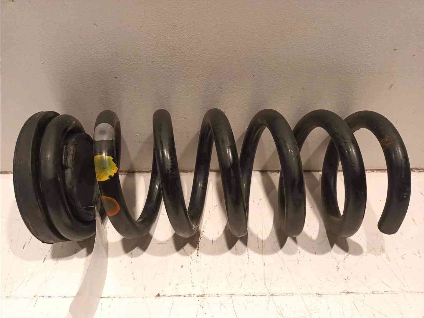 Ressort amortisseur arriere — FORD — S-MAX II — PHASE 1 — OE 2306561 — occasion garantie 2 ans