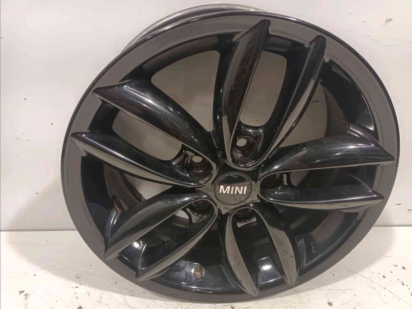 Jante aluminium — MINI — MINI — PHASE 1 COUNTRYMAN — OE 36109804374 — occasion garantie 2 ans