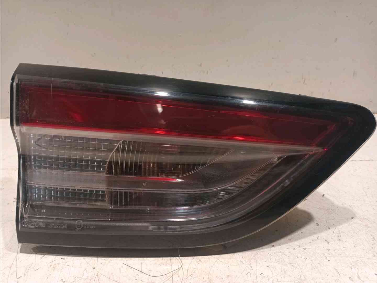 Feu arriere inferieur gauche — FORD — KUGA III — PHASE 1 — OE 2593802 — occasion garantie 2 ans