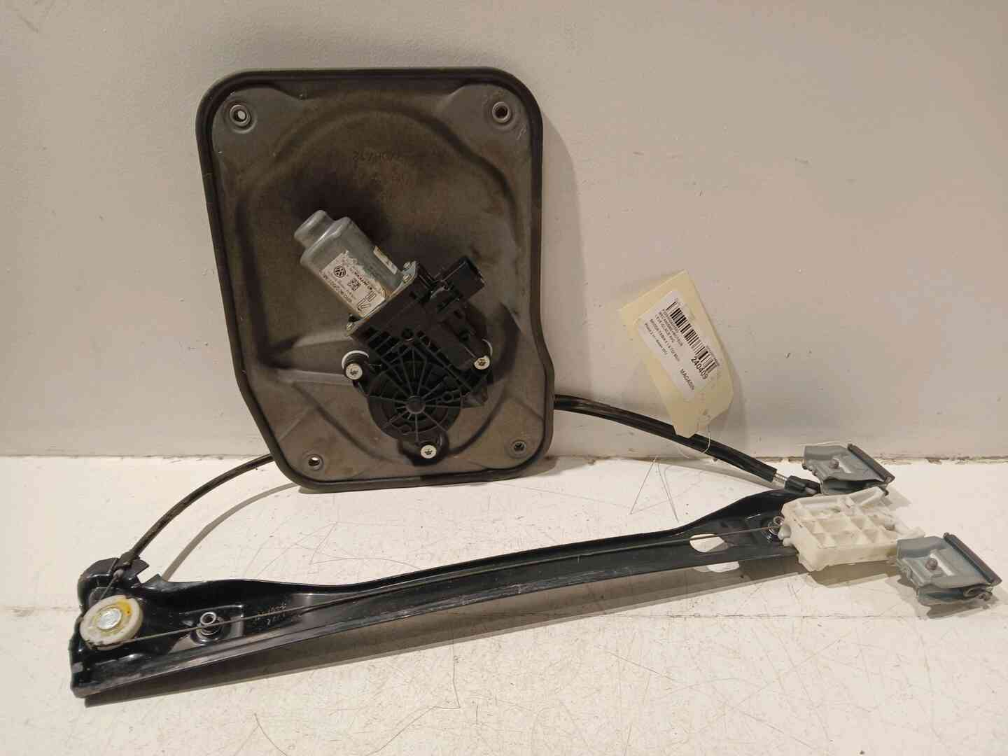 Mecanisme + moteur de leve-glace avant gauche — SKODA — FABIA — PHASE 2 — OE 5J4837461 — occasion garantie 2 ans