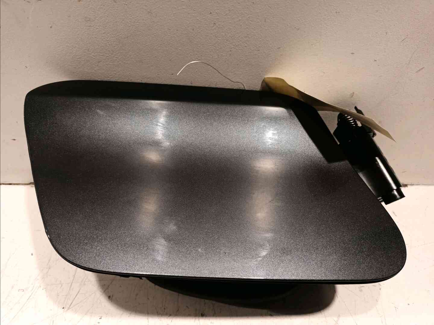 Volet de trappe carburant — BMW — X2 — OE 51177468161 — occasion garantie 2 ans