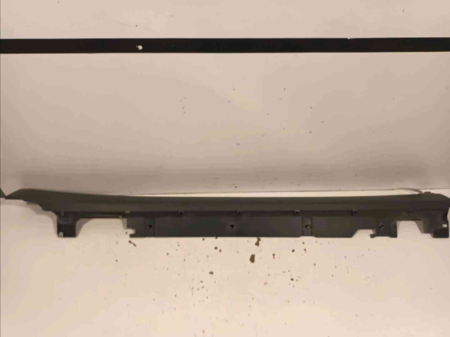 Elargisseur bas de caisse droit — BMW — X2 I — OE 51779491688 — occasion garantie 2 ans