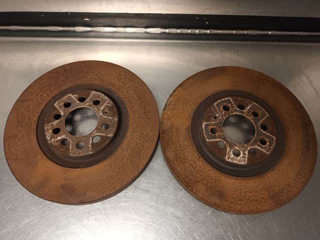 Disque de frein avant — AUDI — TT — PHASE 1 — OE 8N0615301A — occasion garantie 2 ans