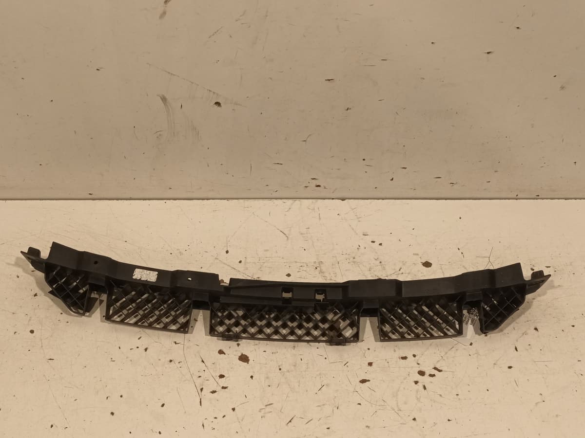 Support central pare-choc arriere — VOLKSWAGEN — BEETLE — PHASE 1 — OE 5C5807861 — occasion garantie 2 ans