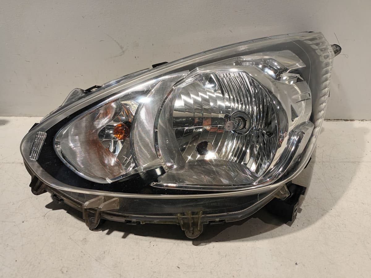 Phare gauche — MITSUBISHI — SPACESTAR — OE 8301C193 — occasion garantie 2 ans