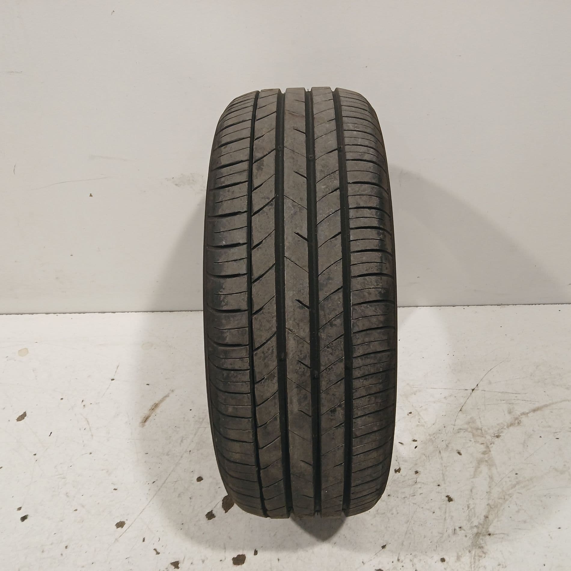 PNEU d'occasion garantie 2 ans Référence OE : 195/50R15, FORD FIESTA VI PHASE 2