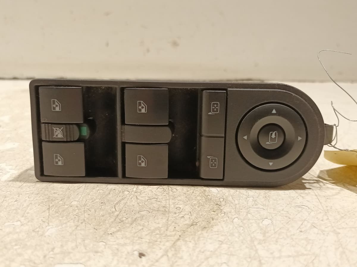 Commande leve-glace porte avant gauche — OPEL — ZAFIRA II — PHASE 2 — OE 13228876 — occasion garantie 2 ans