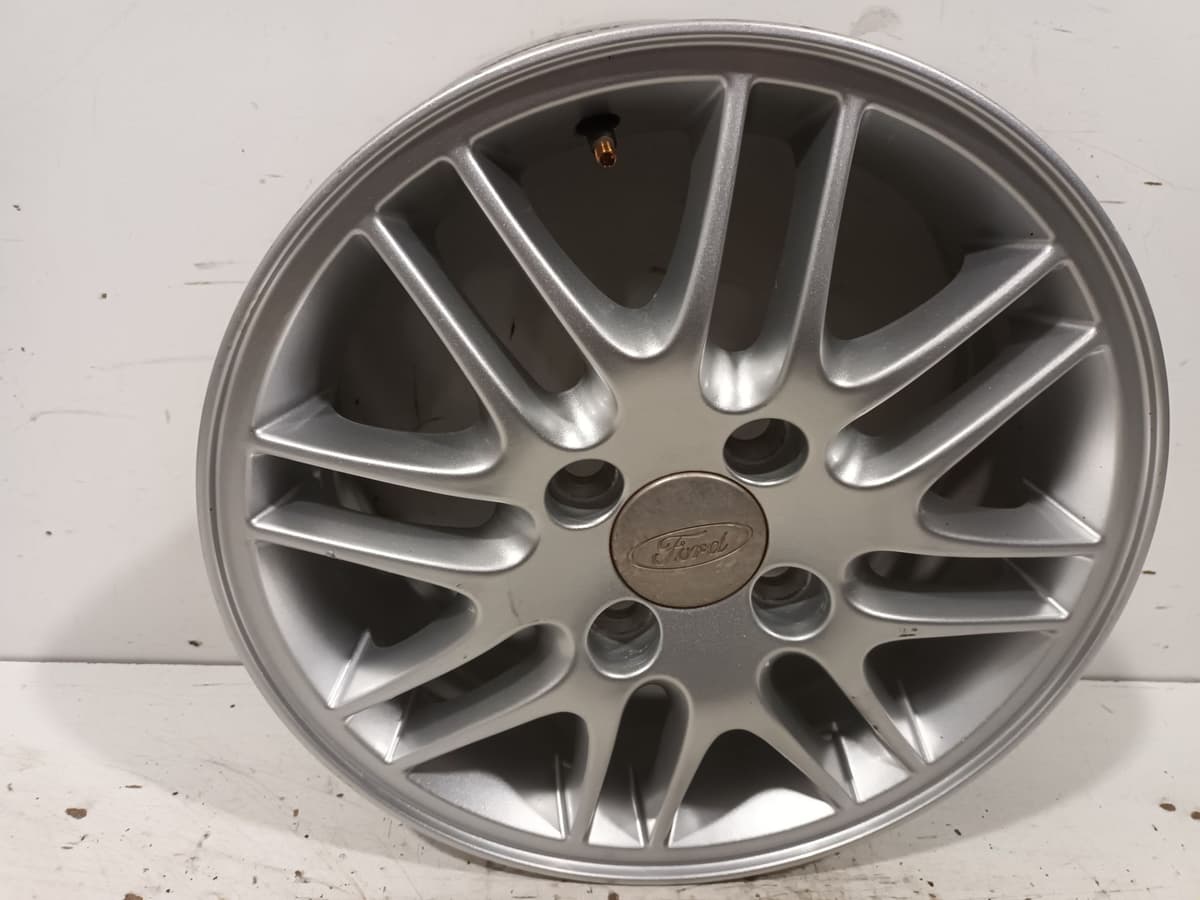 Jante aluminium — FORD — FOCUS — OE 1066449 — occasion garantie 2 ans