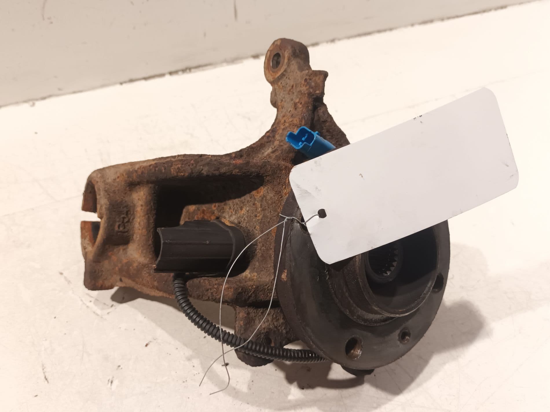 PIVOT AVANT GAUCHE d'occasion garantie 2 ans Référence OE : 364690, PEUGEOT 301