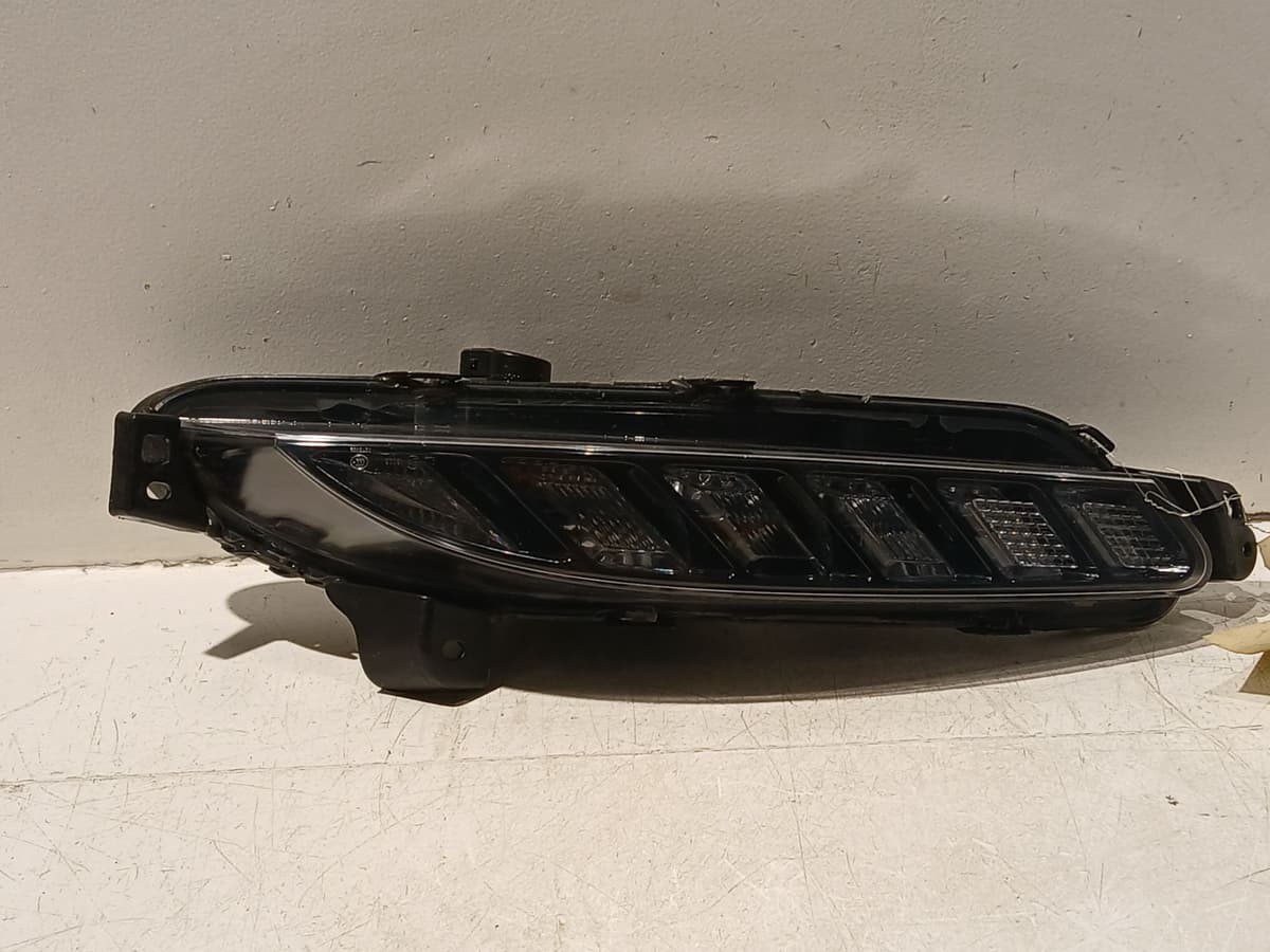 Clignotant avant gauche — RENAULT — ESPACE V — OE 261302849R — occasion garantie 2 ans