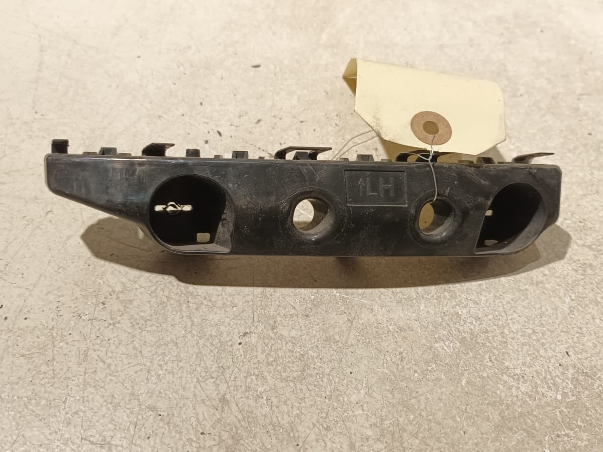 Support gauche pare-choc avant — NISSAN — PULSAR — OE 622253ZL0A — occasion garantie 2 ans