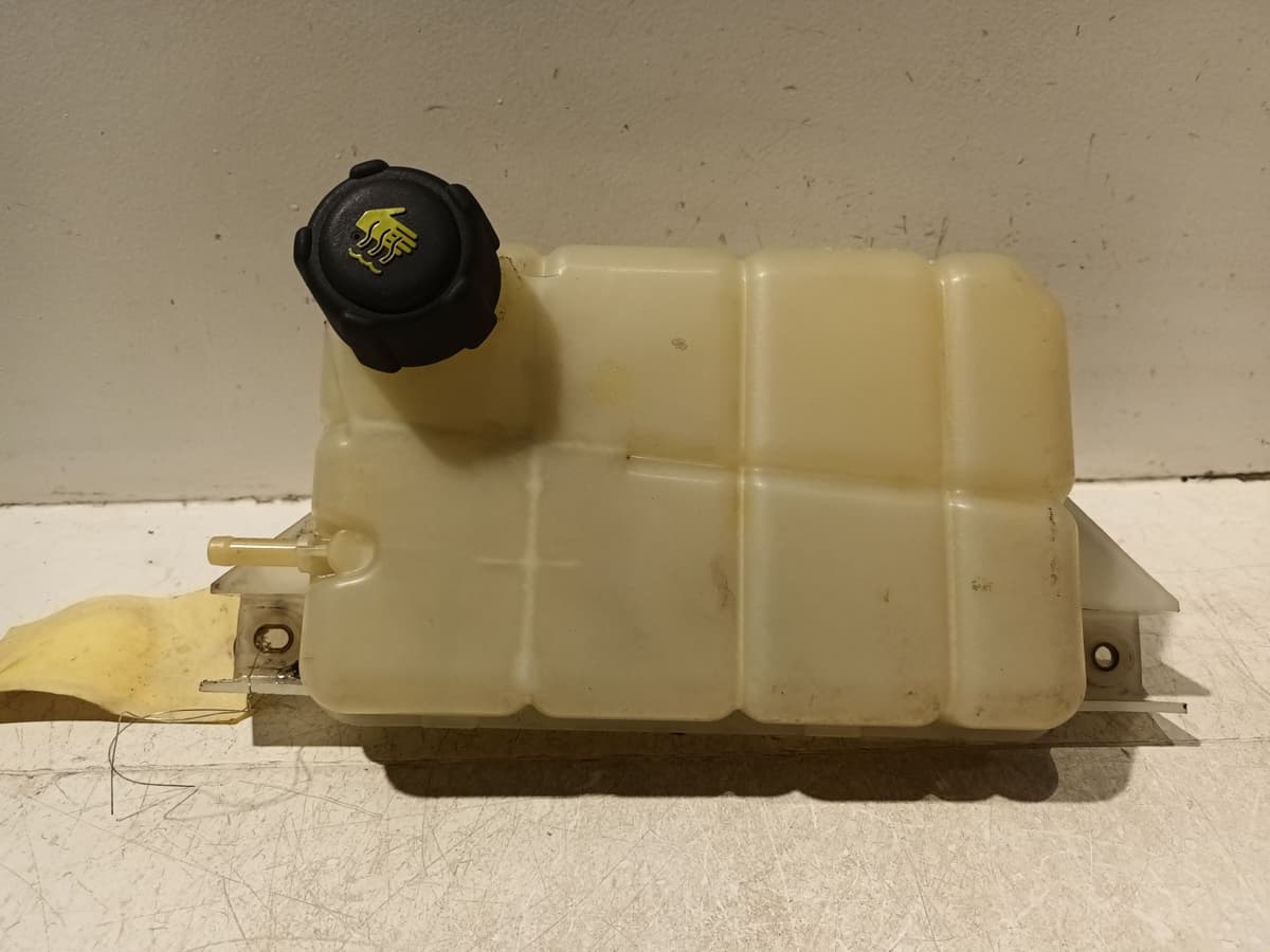 Vase expansion — NISSAN — PULSAR — OE 217113ZN0A — occasion garantie 2 ans