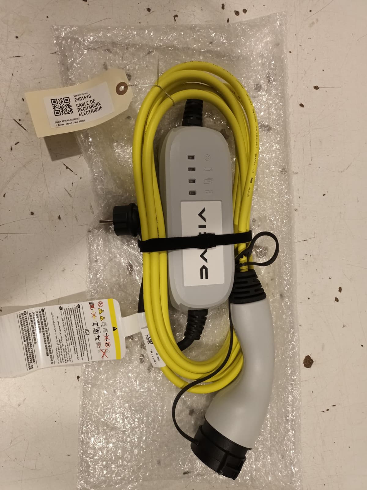 Cable de recharche electrique — DACIA — SPRING — PHASE 2 — OE 296901486R — occasion garantie 2 ans