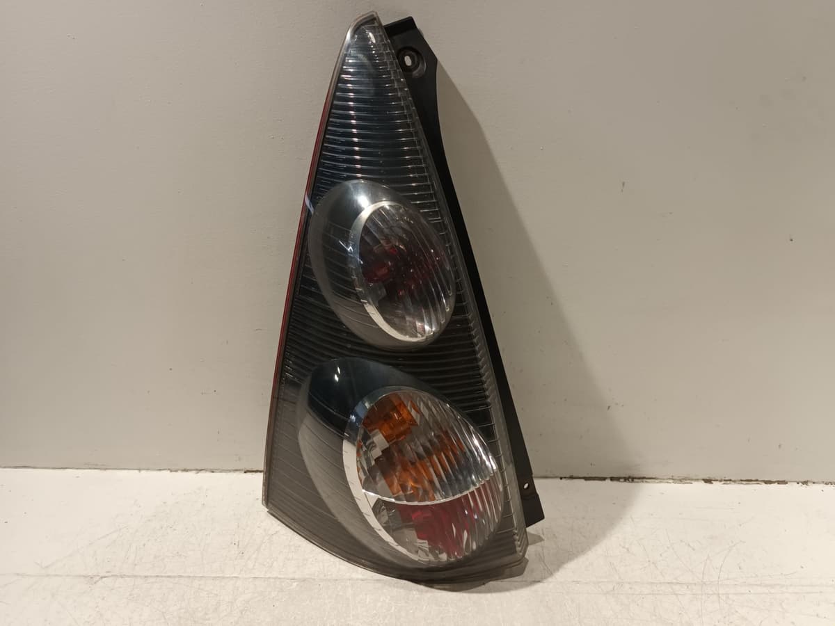 Feu arriere gauche — CITROEN — C1 — PHASE 1 — OE 6350X8 — occasion garantie 2 ans