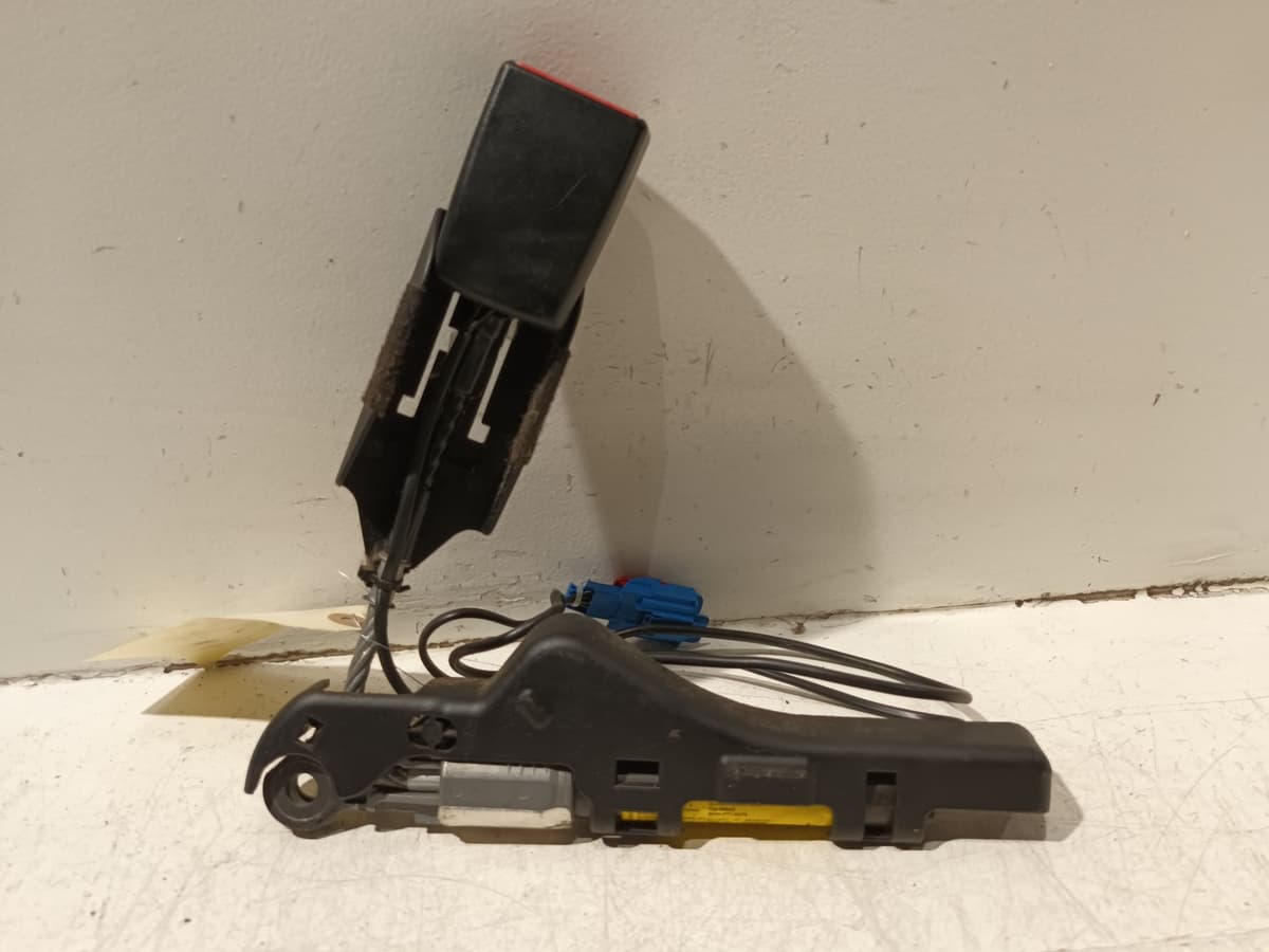 Pretensionneur avant gauche — CITROEN — C3 — PHASE 1 — OE 8973TH — occasion garantie 2 ans