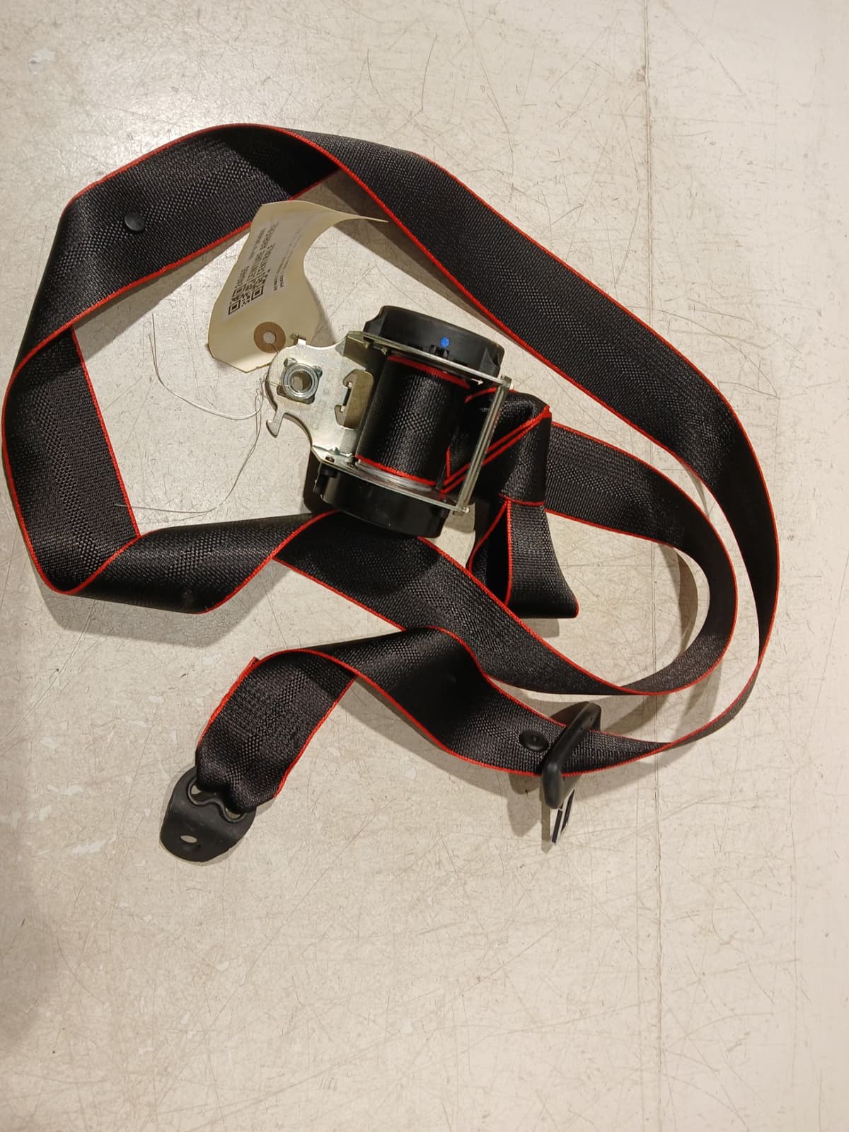 Ceinture arriere centrale — RENAULT — ARKANA — PHASE 1 — OE 888502460R — occasion garantie 2 ans