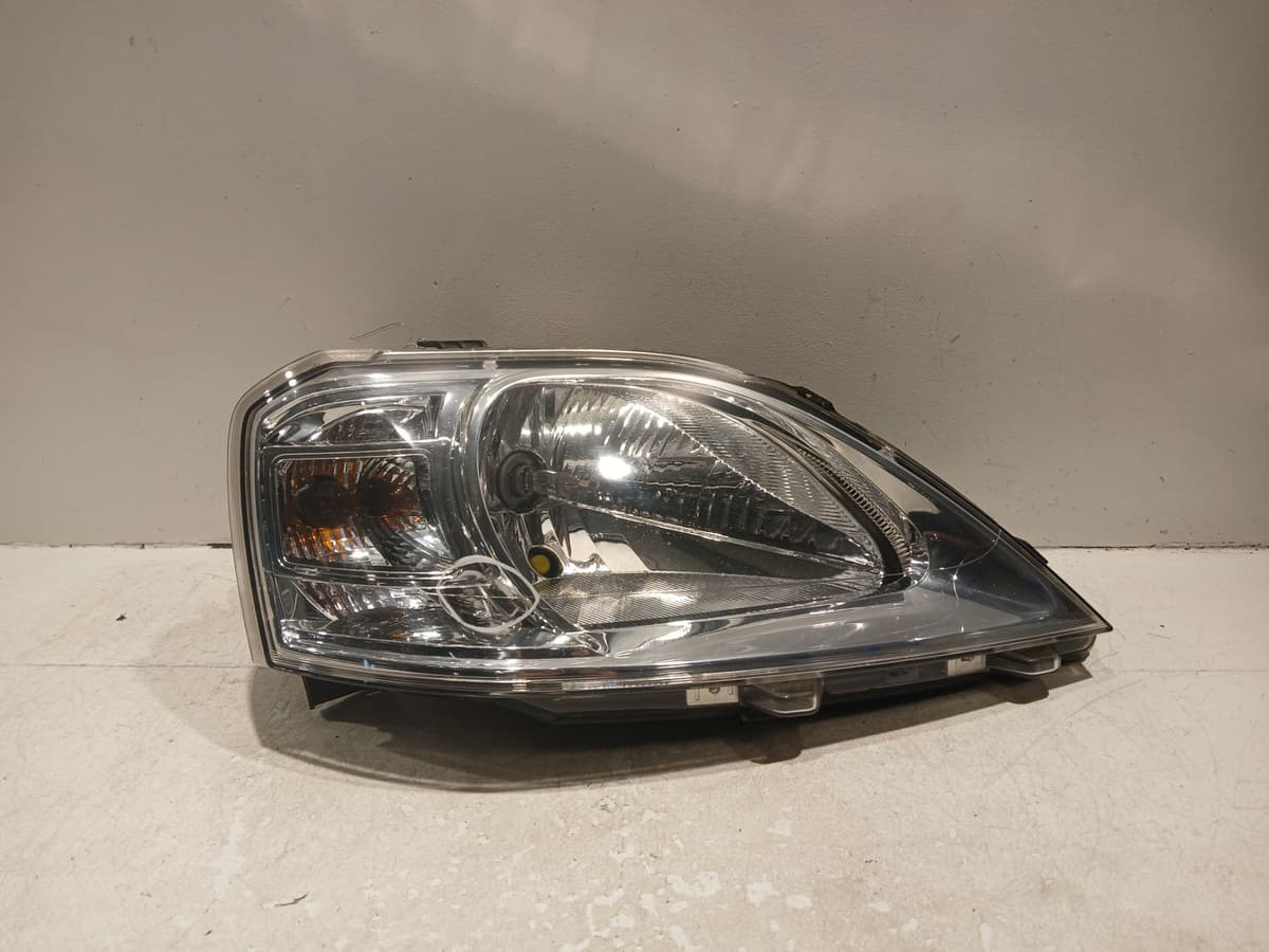 Phare droit — DACIA — LOGAN — OE 8200744754 — occasion garantie 2 ans
