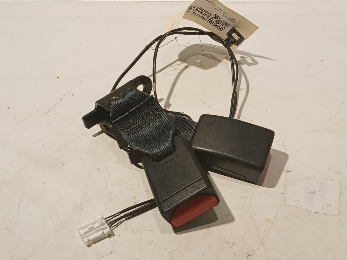 Ancrage ceinture arriere droit — CITROEN — C3 III — PHASE 1 — OE 98119921XT — occasion garantie 2 ans