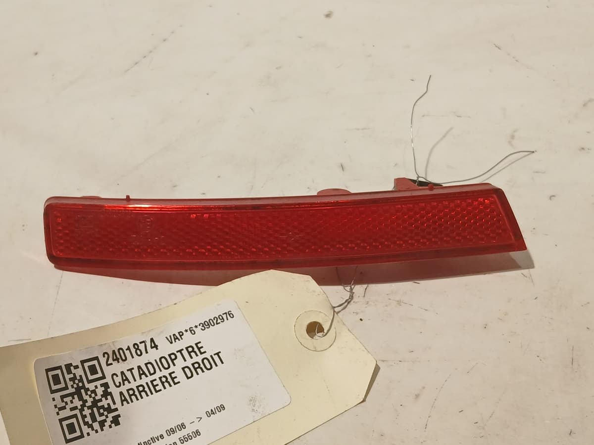 Catadioptre arriere droit — ALFA ROMEO — 147 — PHASE 2 — OE 46776234 — occasion garantie 2 ans