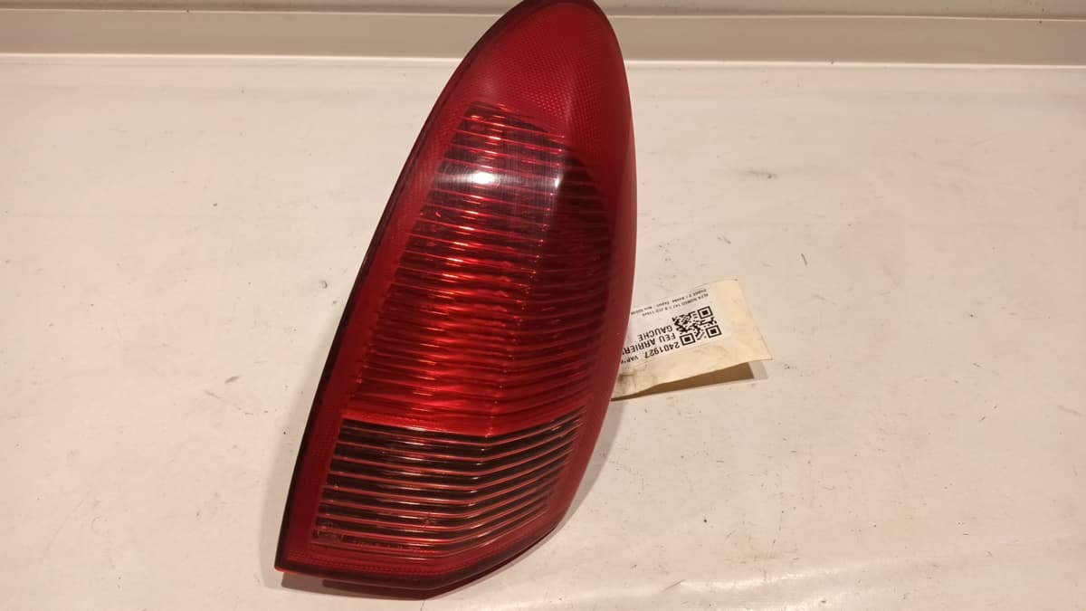 Feu arriere gauche — ALFA ROMEO — 147 — PHASE 2 — OE 46556349 — occasion garantie 2 ans