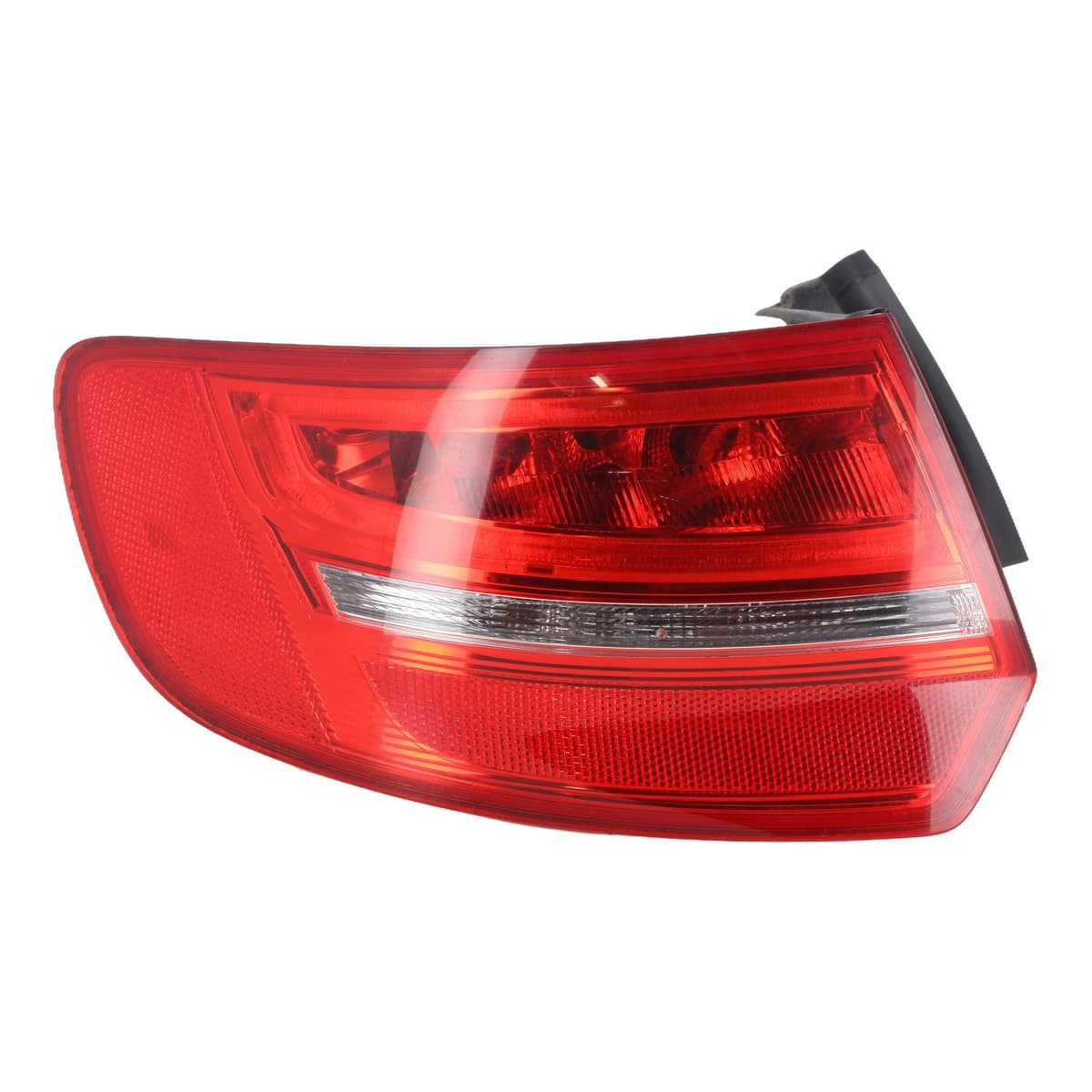 Feu arriere gauche — AUDI — A3 II SPORTBACK — PHASE 2 — OE 8P4945095E — occasion garantie 2 ans