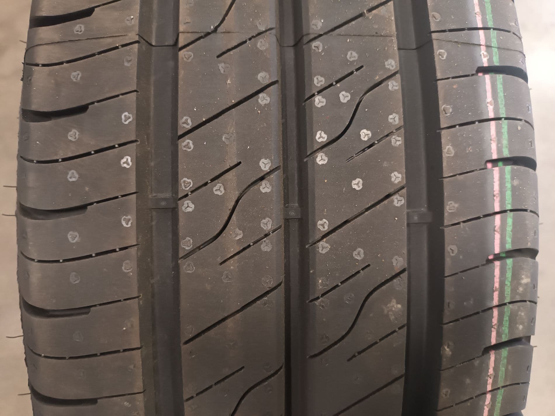 PNEU d'occasion garantie 2 ans Référence OE : 215/65R16, CITROEN C5 AIRCROSS I PHASE 1