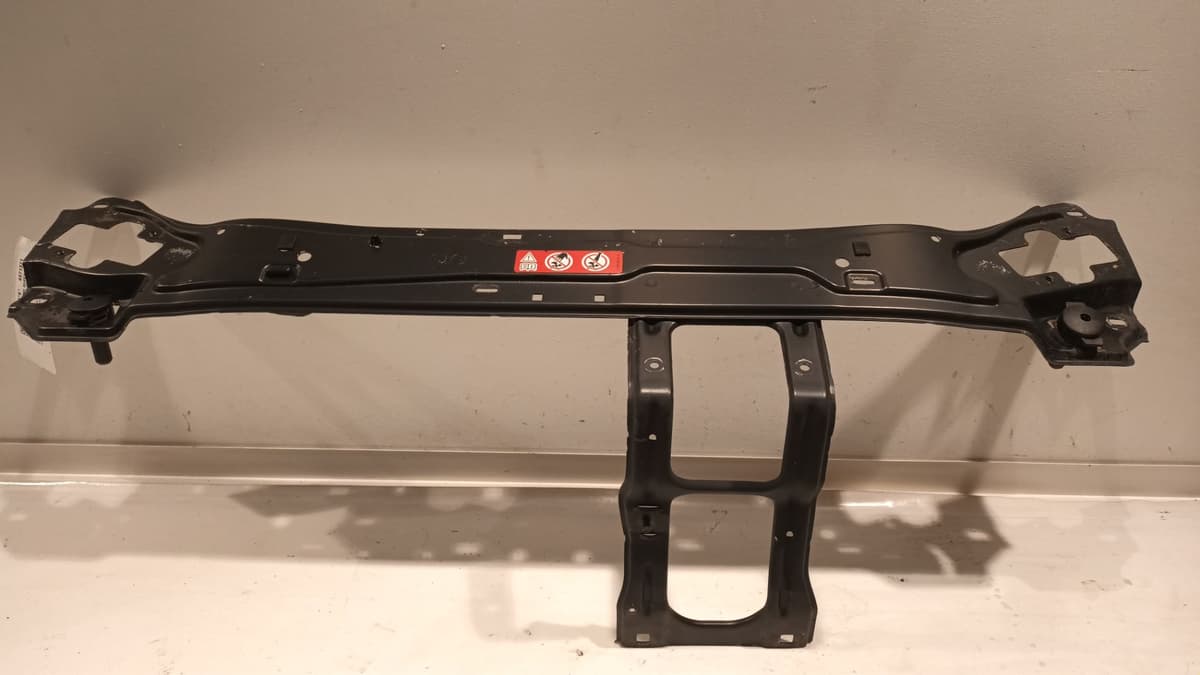 Traverse superieur armature avant — MERCEDES — CLASSE C II — PHASE 2 — OE A2036204372 — occasion garantie 2 ans