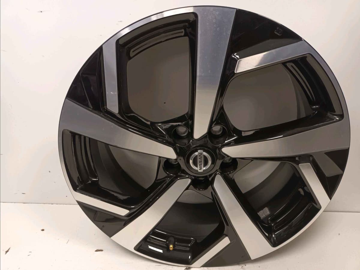 Jante aluminium — NISSAN — QASHQAI II — PHASE 2 — OE D0C00HV05B — occasion garantie 2 ans