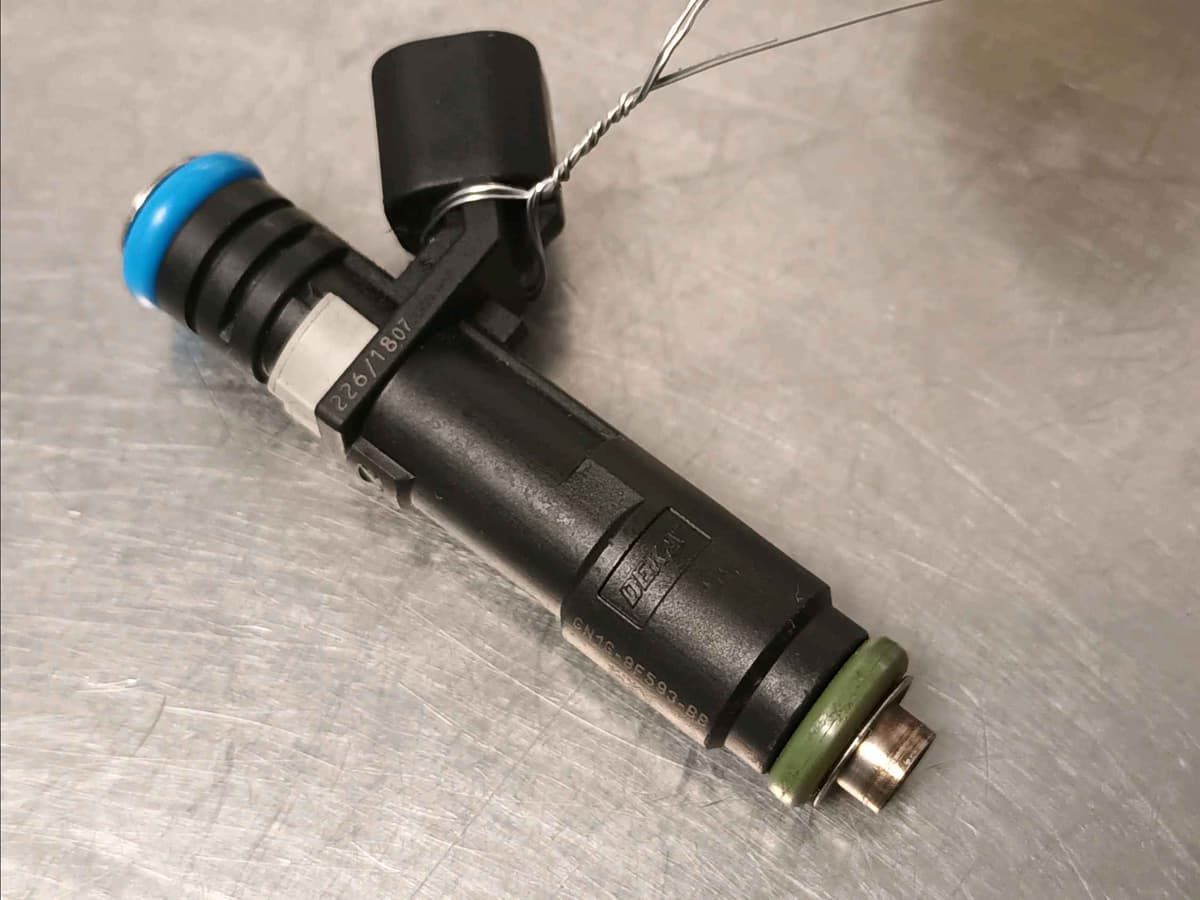 Injecteur — FORD — KA+ — PHASE 1 — OE 2066465 — occasion garantie 2 ans