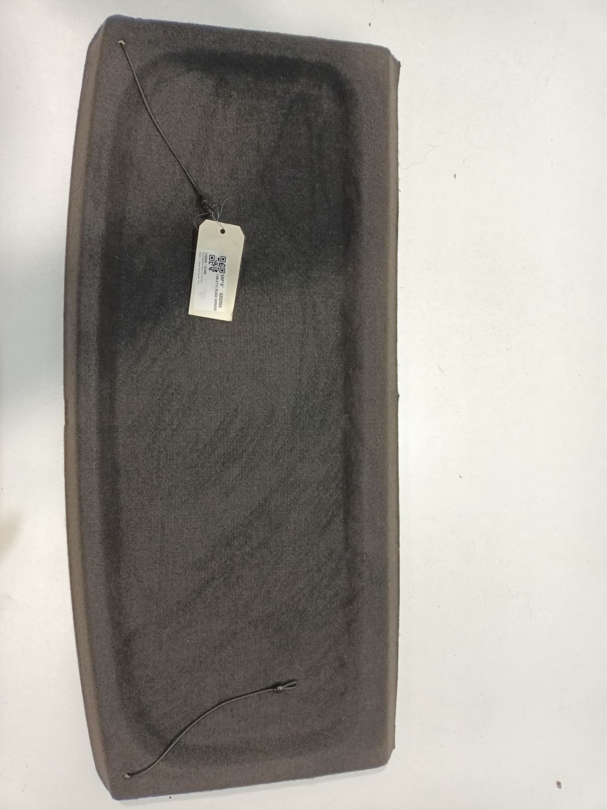 Tablette plage arriere — VOLKSWAGEN — POLO V — PHASE 1 — OE 6R6867769B7T8 — occasion garantie 2 ans