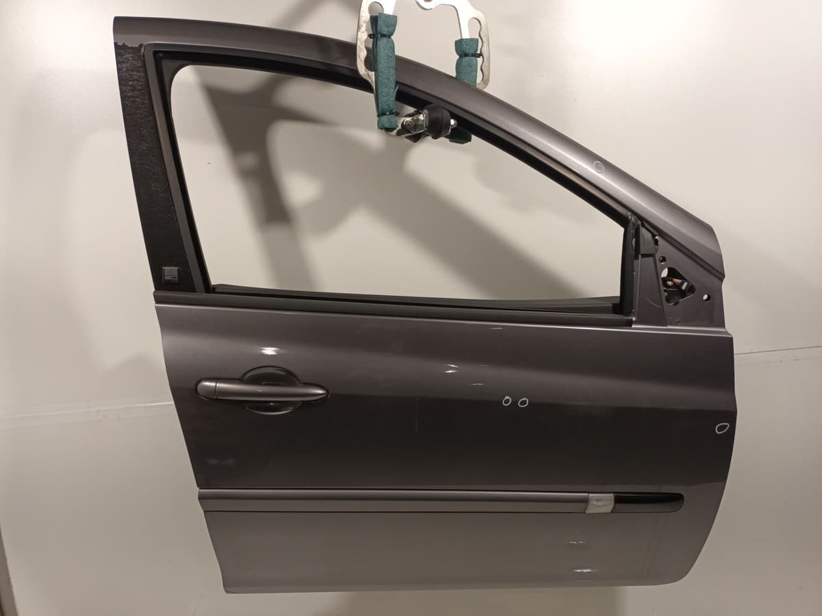 Porte avant droite — RENAULT — CLIO III — PHASE 2 — OE 7751479113 — occasion garantie 2 ans
