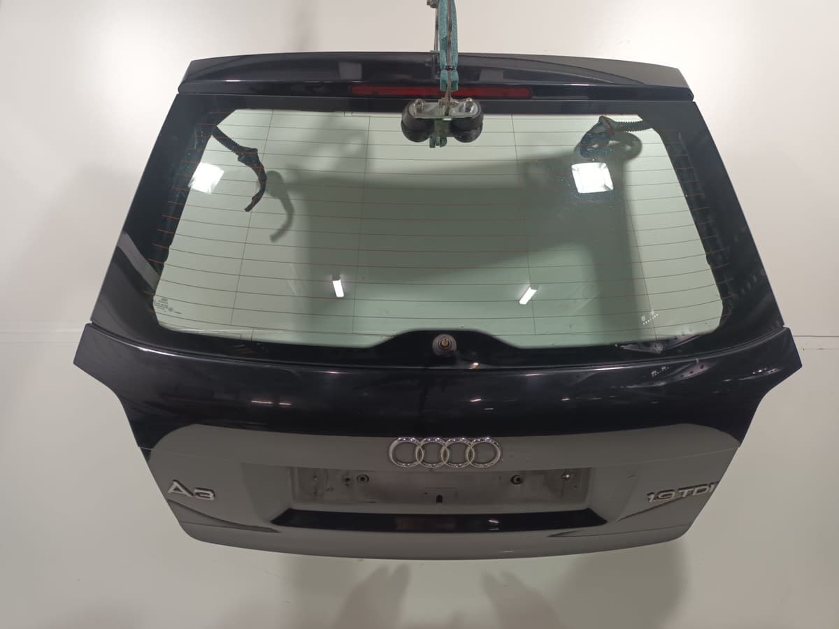 Malle / hayon / coffre — AUDI — A3 II — PHASE 1 — OE 8P3827023AC — occasion garantie 2 ans