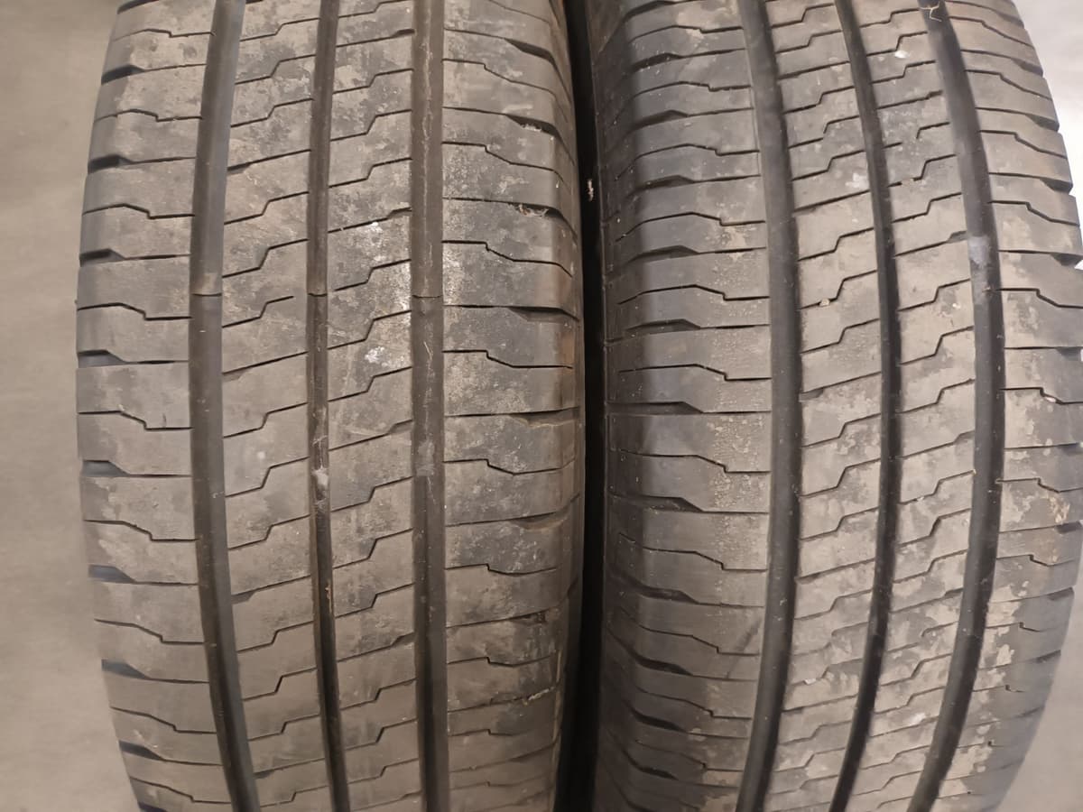 Pneu — RENAULT — MASTER IV — OE 215/75R16 — occasion garantie 2 ans