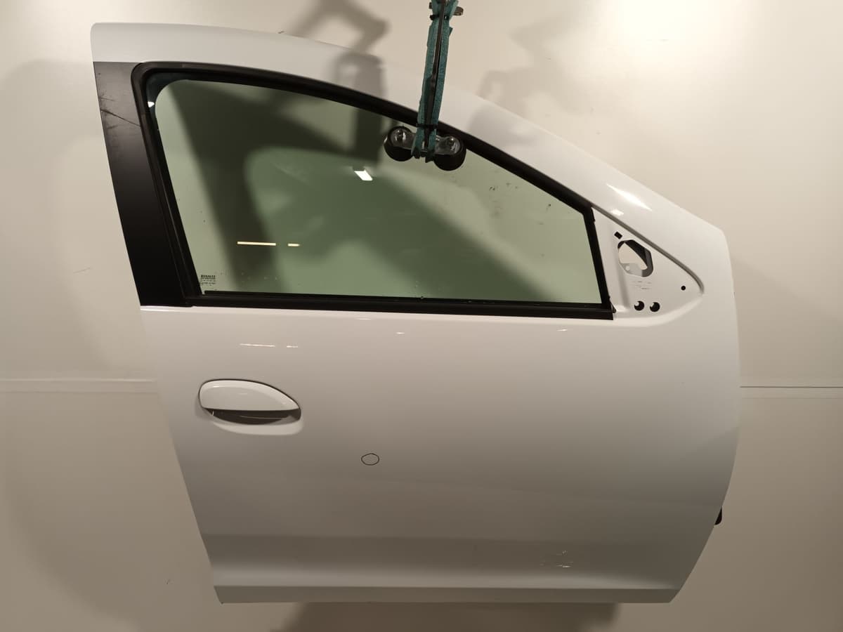 Porte avant droite complete — DACIA — DUSTER 2 — PHASE 1 — OE 801002450R — occasion garantie 2 ans