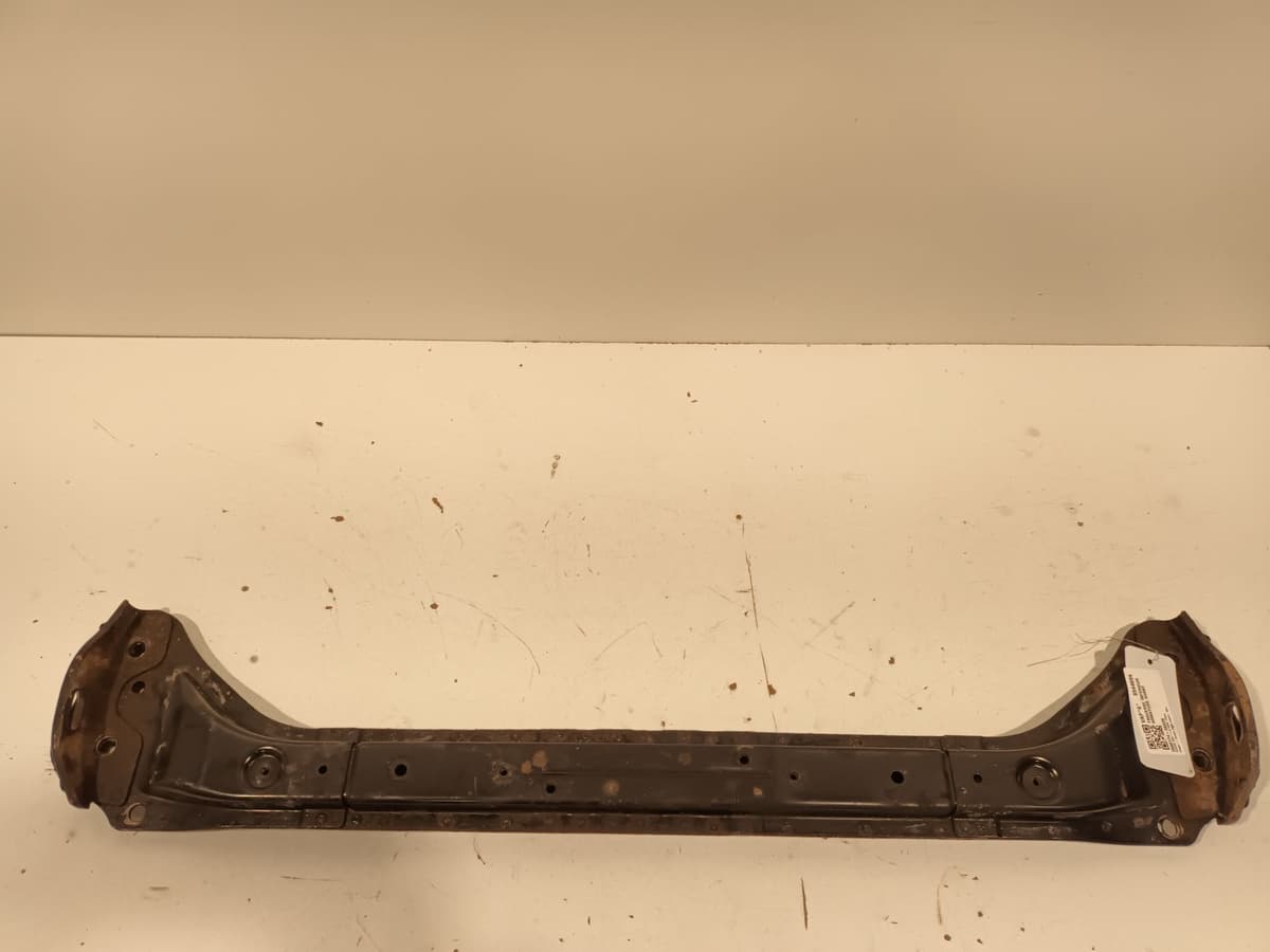 Traverse inferieur armature avant — SUZUKI — SX4 I — PHASE 1 — OE 71100-79J12 — occasion garantie 2 ans